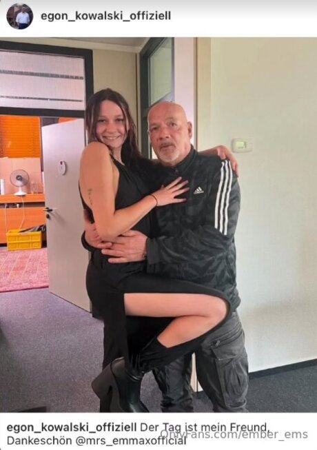 Photo nue de fuite OnlyFans de Ember Ems