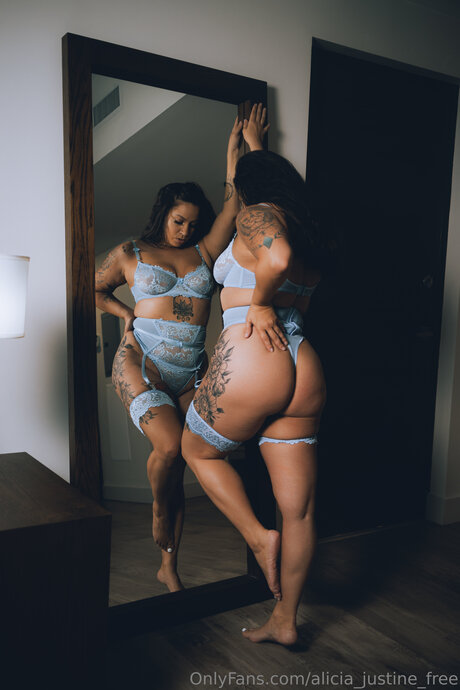 Alicia Justine Free