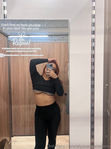 Photo nue de fuite OnlyFans de Alyssamariepena