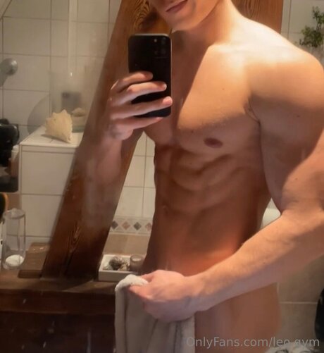 Photo nue de fuite OnlyFans de Leo Gym