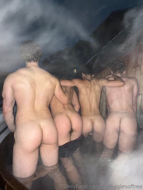 Photo nue de fuite OnlyFans de Theeaglesoffree