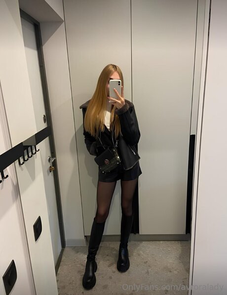 Avroralady