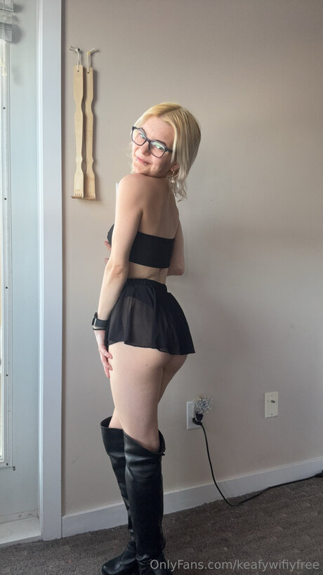 Photo nue de fuite OnlyFans de Keafywifiyfree