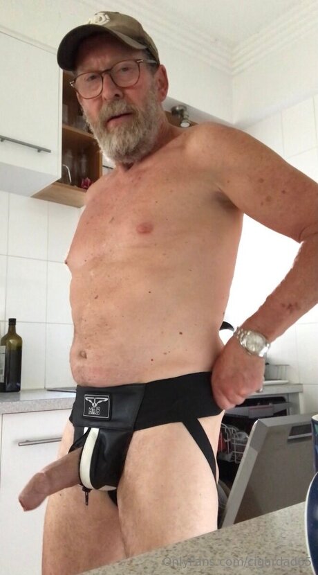 Cigardad65
