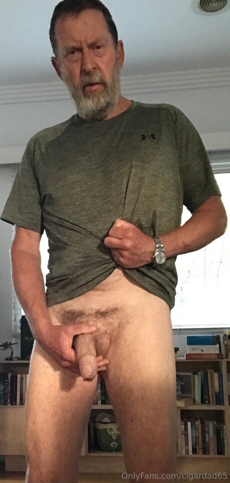 Cigardad65