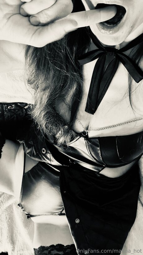 Photo nue de fuite OnlyFans de Malina Hot