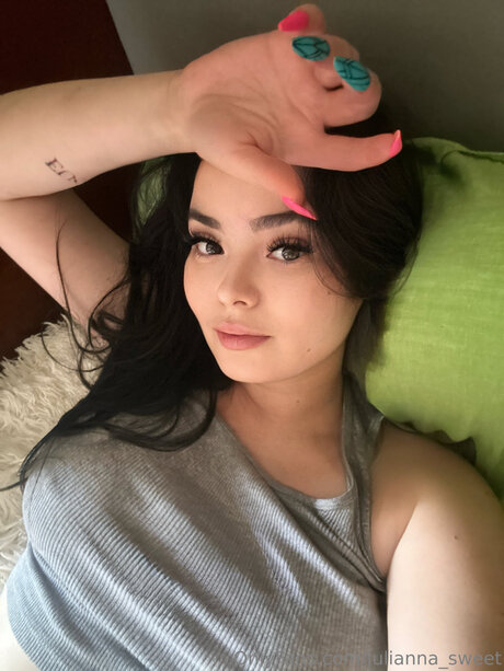 Photo nue de fuite OnlyFans de Julianna Sweet