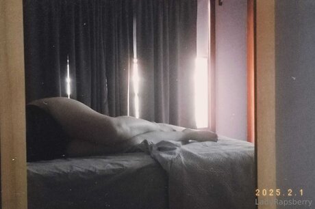 Photo nue de fuite OnlyFans de Ladyraspberry