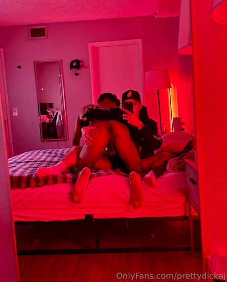 Photo nue de fuite OnlyFans de Prettydickaj
