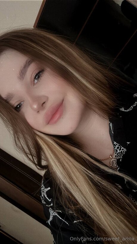 Arina Hot