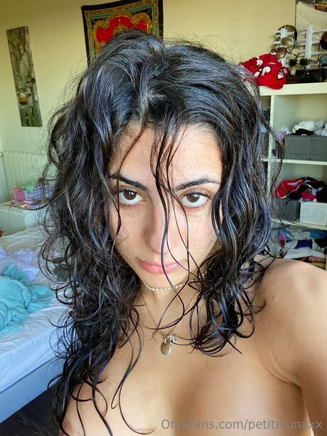 Petitelunaxx