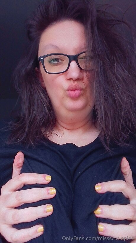 Photo nue de fuite OnlyFans de Missscutiepiee