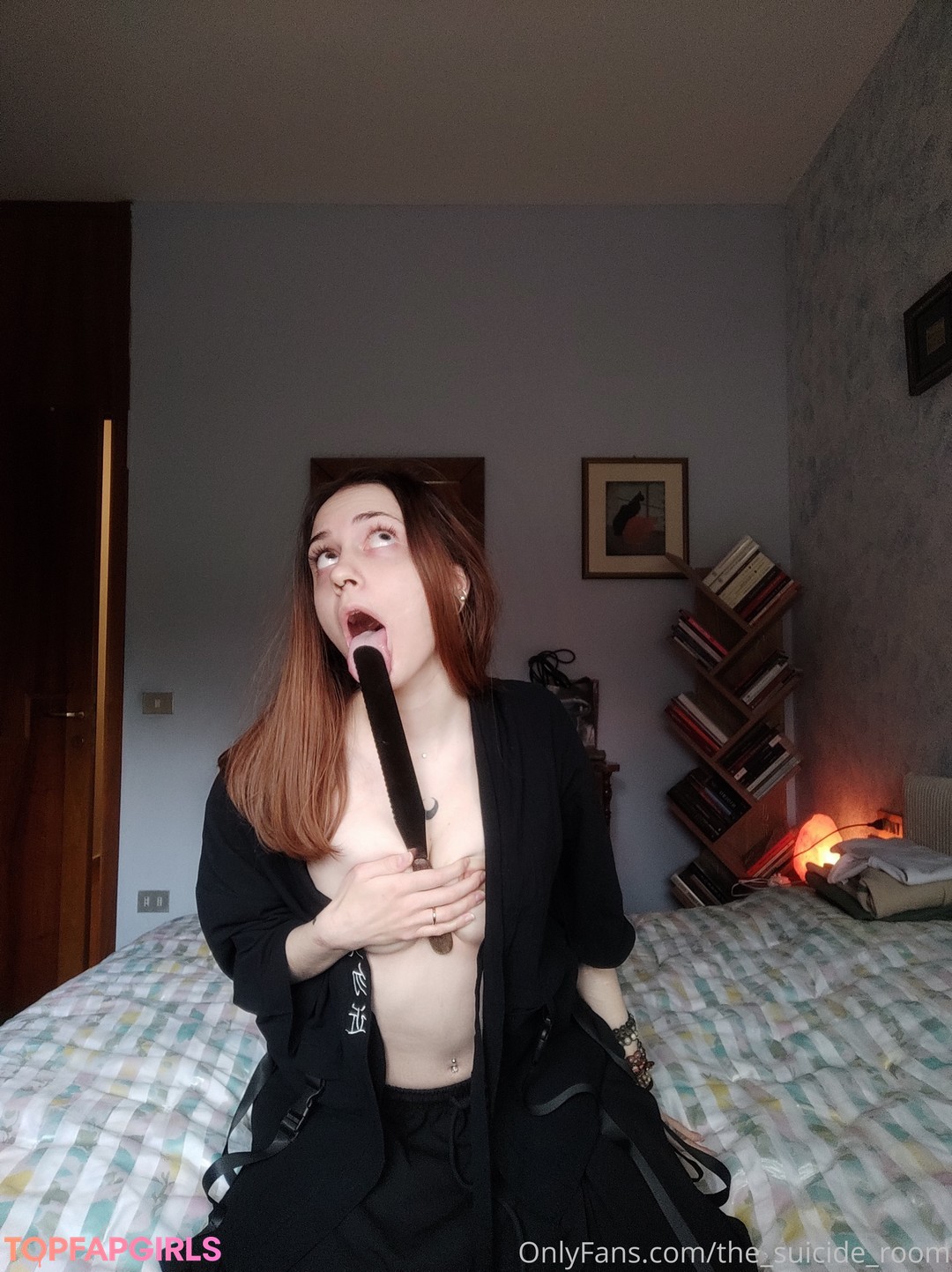 Photo nue de fuite OnlyFans de The Suicide Room #3 Photo nue de fuite OnlyFans de The Suicide Room #3