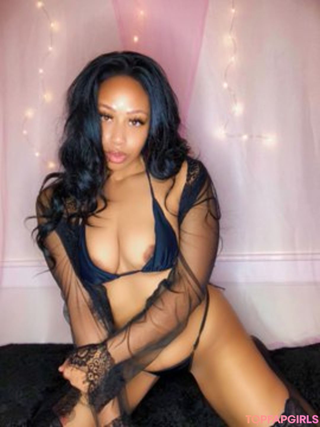 Photo nue de fuite OnlyFans de Goddess Honey 777 #9 Photo nue de fuite OnlyFans de Goddess Honey 777 #9