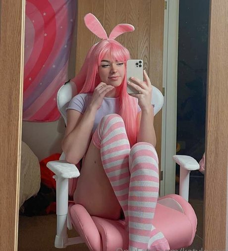 Photo nue de fuite OnlyFans de Katylouise