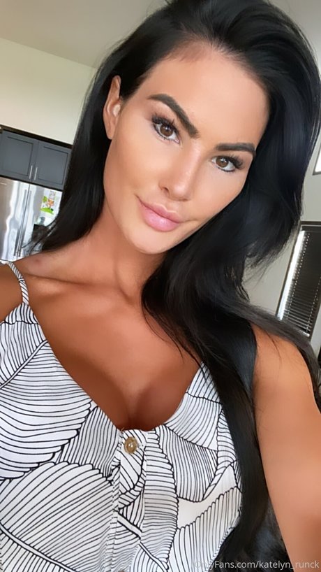 Photo nue de fuite OnlyFans de Katelyn Runck