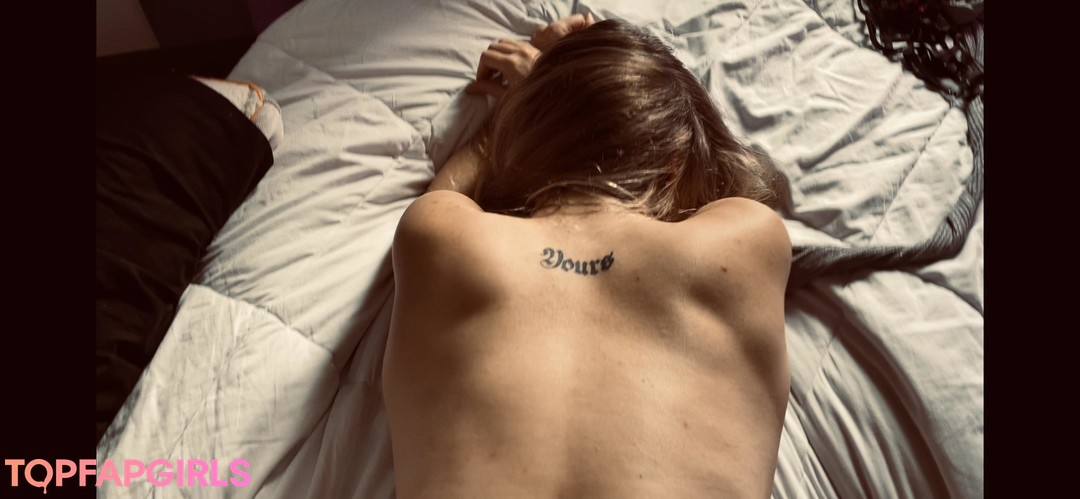 Photo nue de fuite OnlyFans de Emily Lee #72 Photo nue de fuite OnlyFans de Emily Lee #72