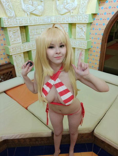 Helly Valentine