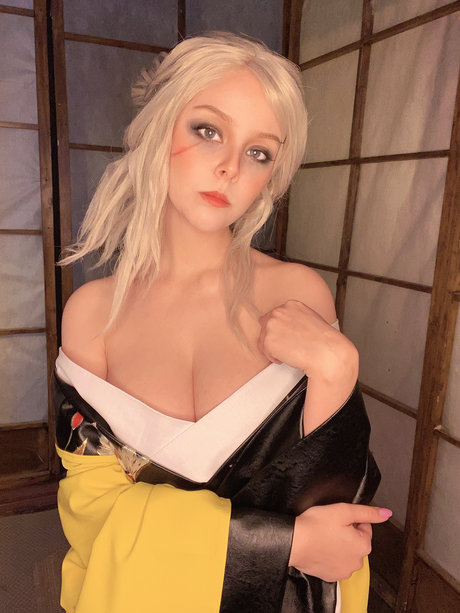 Helly Valentine