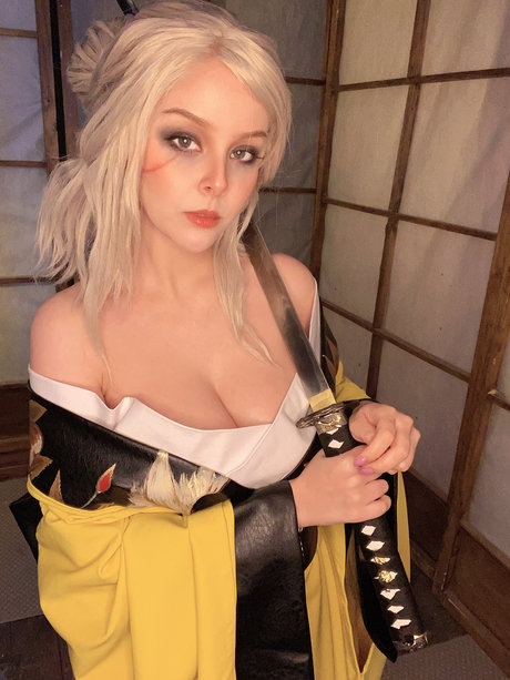 Helly Valentine