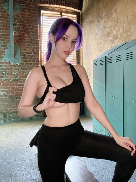 Helly Valentine
