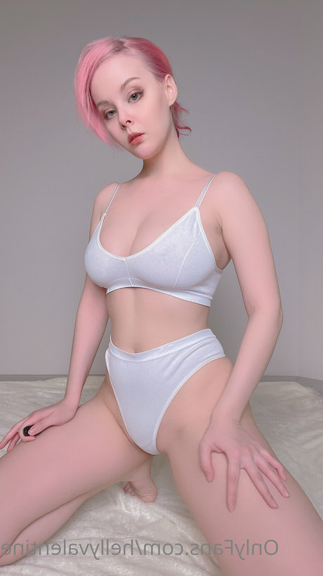 Helly Valentine