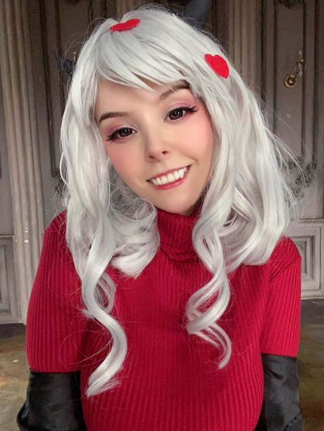 Helly Valentine