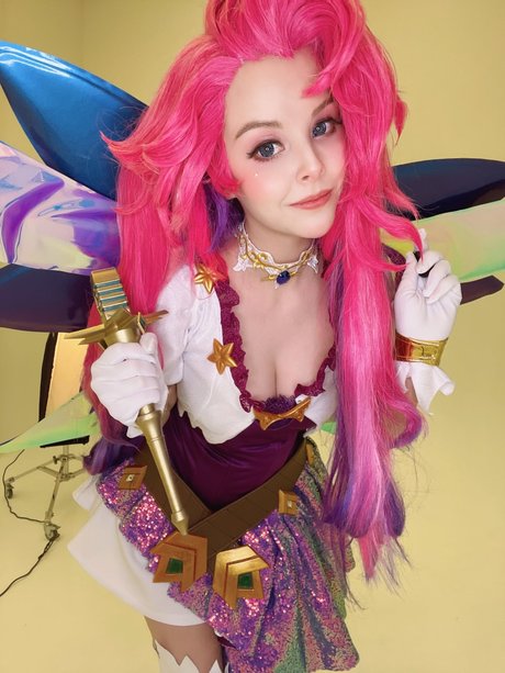 Helly Valentine