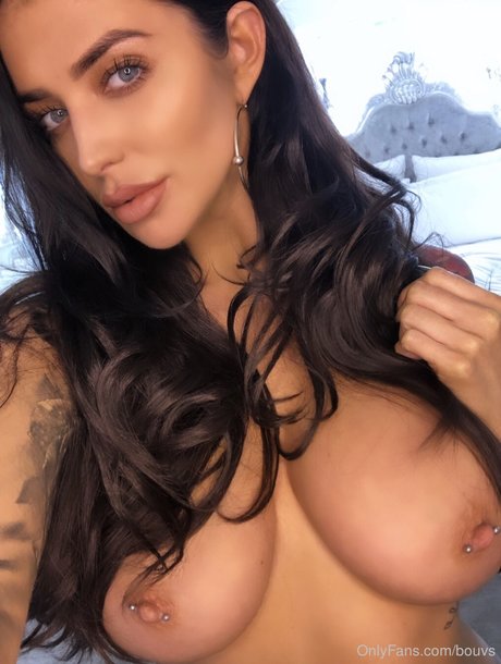 Photo nue de fuite OnlyFans de Bouvs