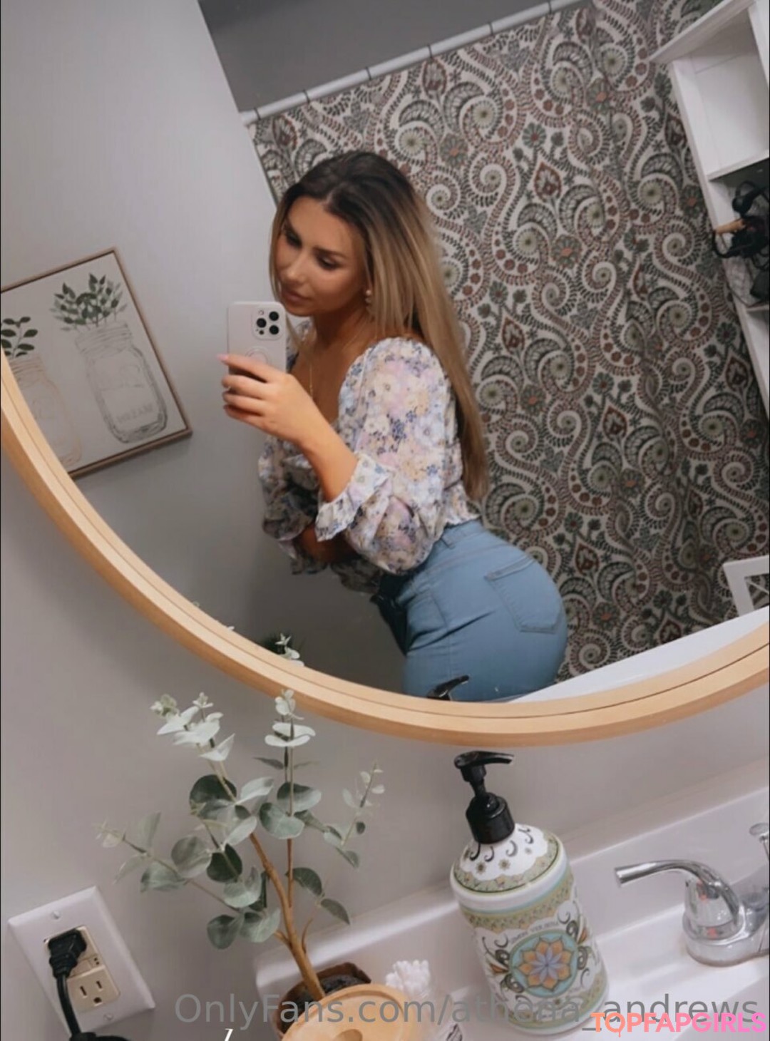 Photo nue de fuite OnlyFans de Athena Andrews #26