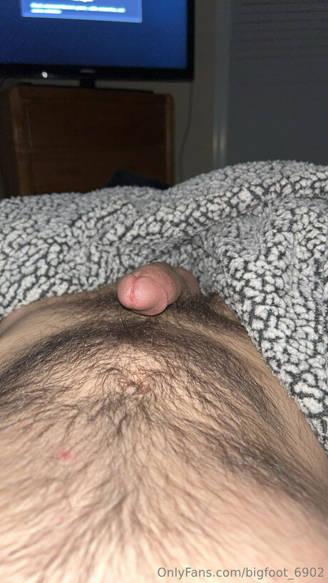 Photo nue de fuite OnlyFans de Bigfoot 6902