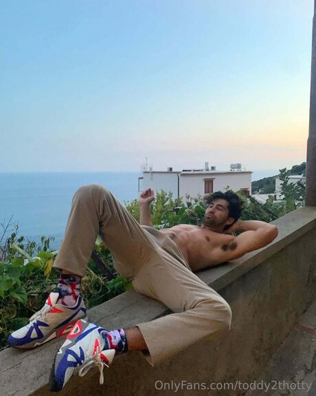 Photo nue de fuite OnlyFans de Toddy2thotty