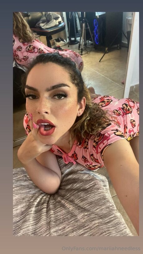 Mariiahneedless