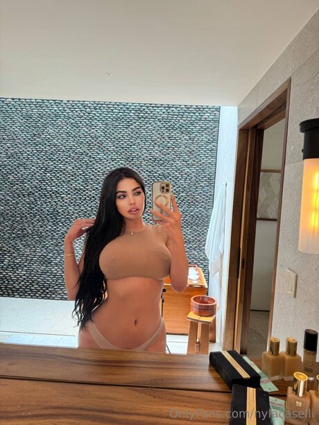 Nylajade