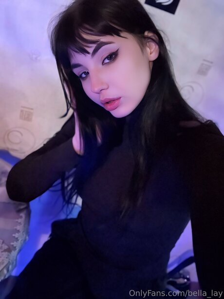 Bella Lay