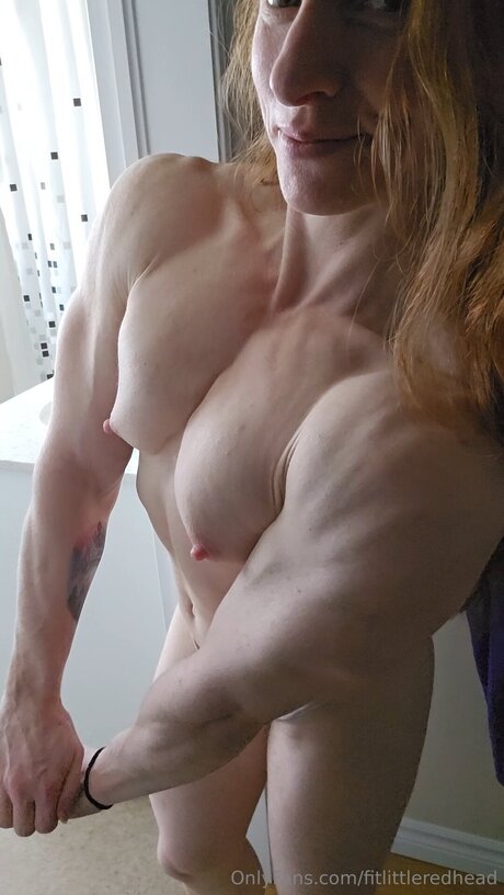 Fitlittleredhead