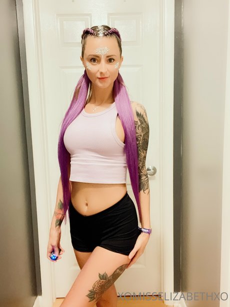 Photo nue de fuite OnlyFans de Elizabeth