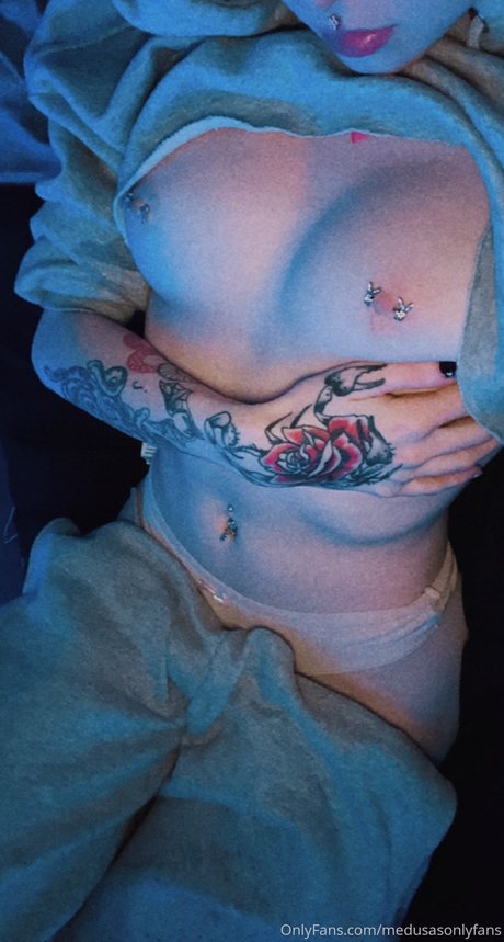 Photo nue de fuite OnlyFans de Medusas