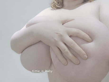 Photo nue de fuite OnlyFans de Kittie Is Baby