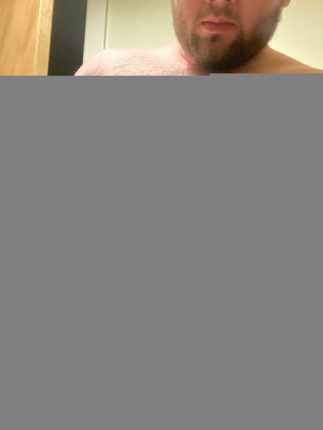 Photo nue de fuite OnlyFans de Growingboi