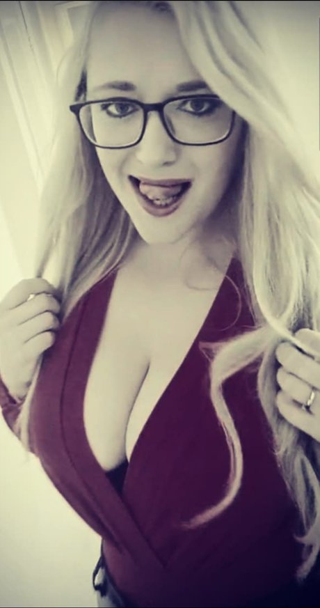 Photo nue de fuite OnlyFans de Kimmik
