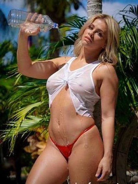 Paige Vanzant