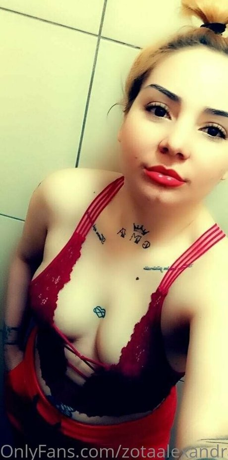 Photo nue de fuite OnlyFans de Zotaalexandra