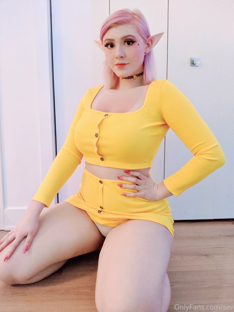 Seviria Cosplay
