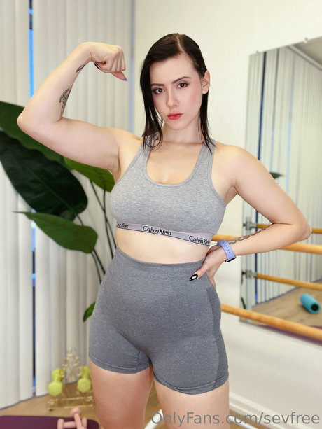 Seviria Cosplay