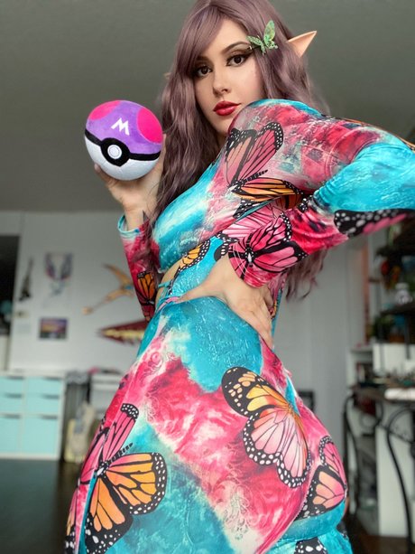 Seviria Cosplay