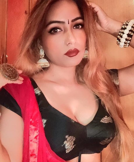 Zoya Rathore