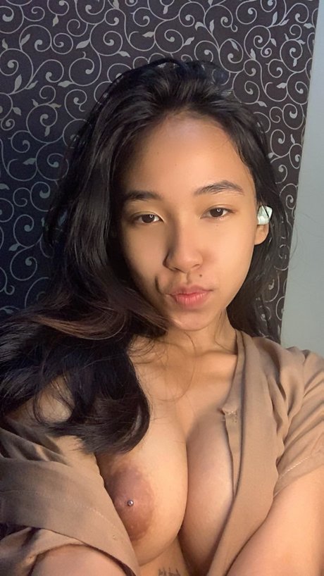 Photo nue de fuite OnlyFans de Id Babygirl