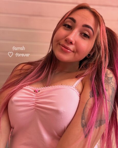 Photo nue de fuite OnlyFans de Fari Hunny