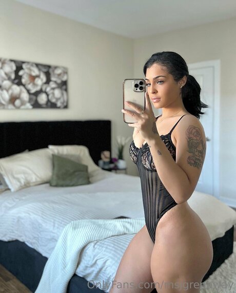 Photo nue de fuite OnlyFans de Msjgrenaway
